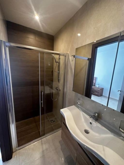 Duplex Penthouse In Gzira Sleeps 6 Apartment Bagian luar foto