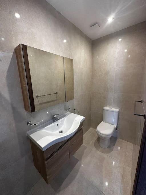 Duplex Penthouse In Gzira Sleeps 6 Apartment Bagian luar foto